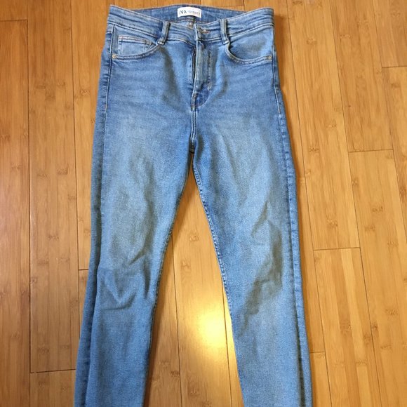 Zara | High-rise Skinny Jeans - Picture 4 of 5